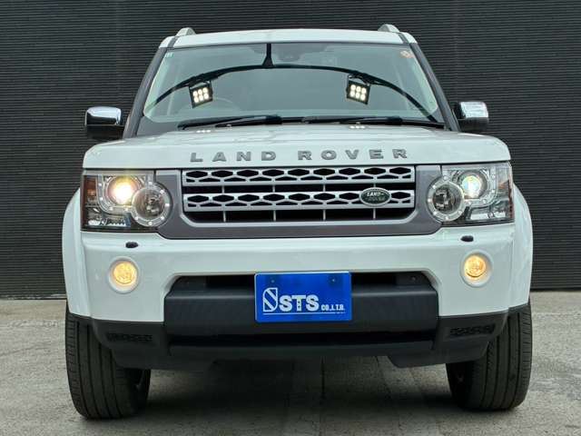 2011 LAND Rover DISCOVERY 4 photo 4
