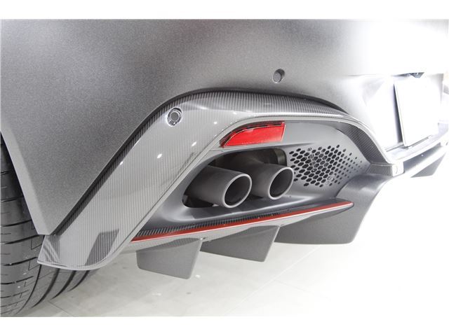 صورة مصغرة 30 لـ 2022 Aston Martin VANTAGE
