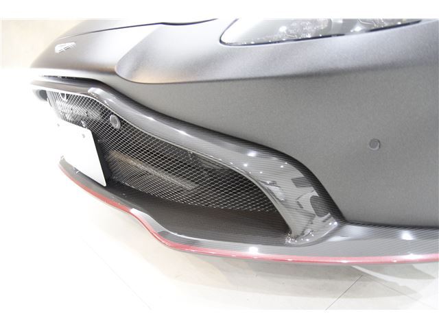 صورة مصغرة 32 لـ 2022 Aston Martin VANTAGE