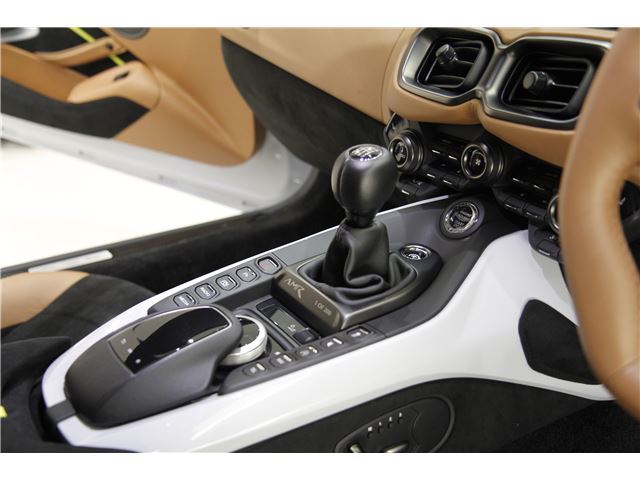 صورة مصغرة 36 لـ 2022 Aston Martin VANTAGE
