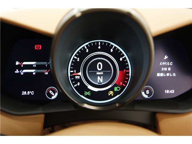 صورة مصغرة 37 لـ 2022 Aston Martin VANTAGE
