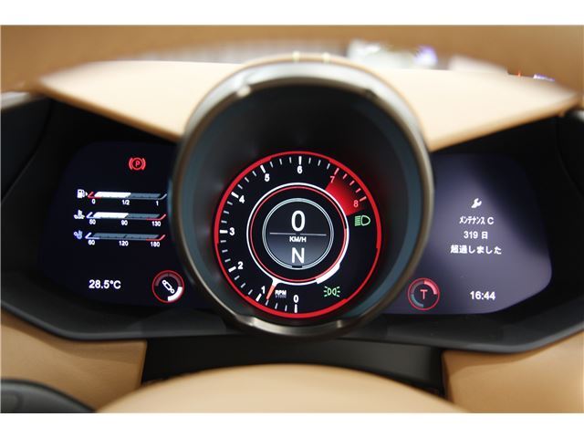 صورة مصغرة 39 لـ 2022 Aston Martin VANTAGE