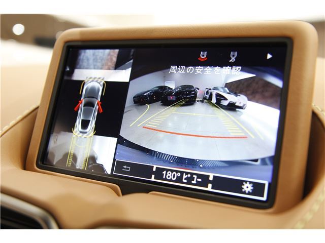 صورة مصغرة 43 لـ 2022 Aston Martin VANTAGE
