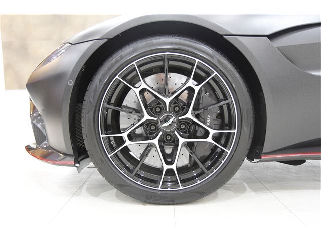 صورة مصغرة 71 لـ 2022 Aston Martin VANTAGE