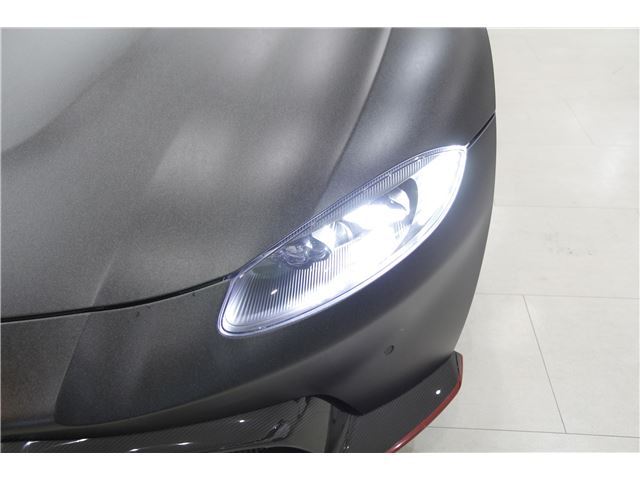 صورة مصغرة 7 لـ 2022 Aston Martin VANTAGE