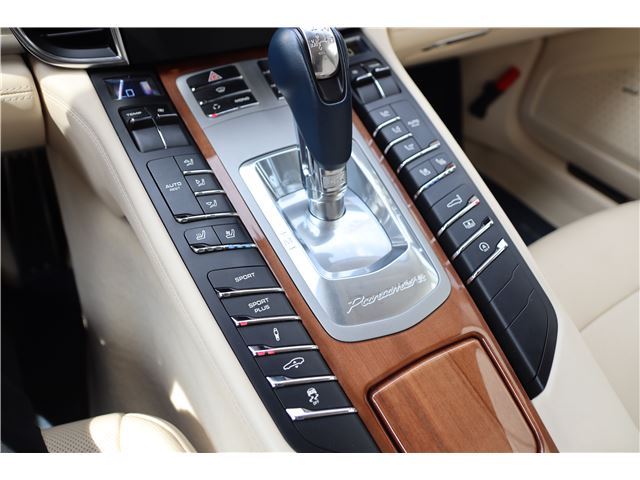 صورة مصغرة 32 لـ 2009 Porsche PANAMERA