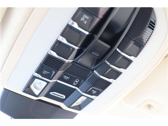 صورة مصغرة 38 لـ 2009 Porsche PANAMERA