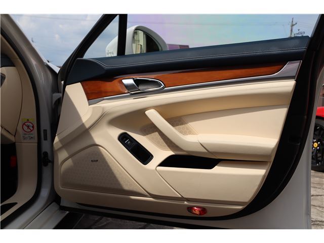 صورة مصغرة 40 لـ 2009 Porsche PANAMERA