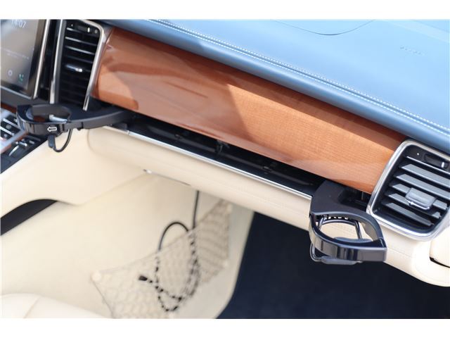 صورة مصغرة 43 لـ 2009 Porsche PANAMERA