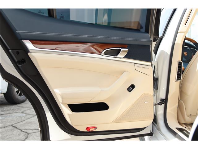 صورة مصغرة 44 لـ 2009 Porsche PANAMERA