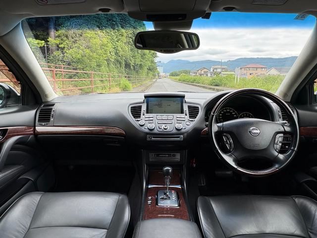 صورة 3 لـ 2004 Nissan PRESIDENT