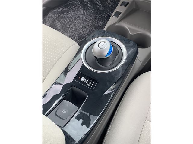 صورة مصغرة 15 لـ 2012 Nissan LEAF