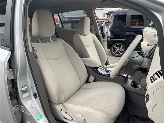 صورة مصغرة 33 لـ 2012 Nissan LEAF