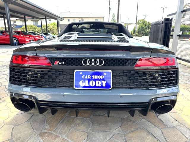 صورة 3 لـ 2019 AUDI R8 SPYDER