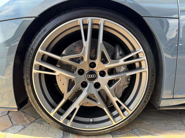 صورة مصغرة 33 لـ 2019 AUDI R8 SPYDER