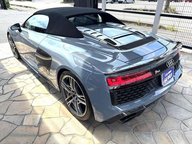 صورة 5 لـ 2019 AUDI R8 SPYDER