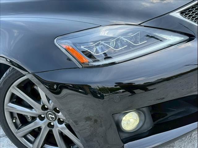 صورة مصغرة 14 لـ 2024 Lexus IS F