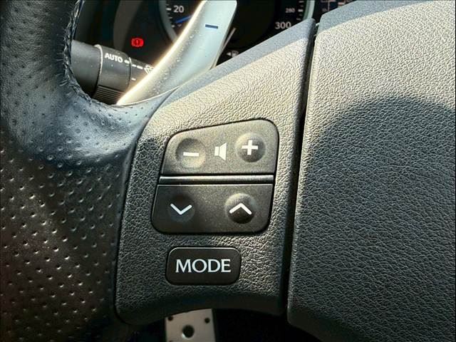 صورة مصغرة 31 لـ 2024 Lexus IS F