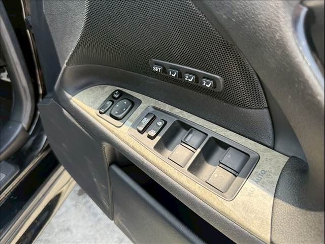 صورة مصغرة 41 لـ 2024 Lexus IS F