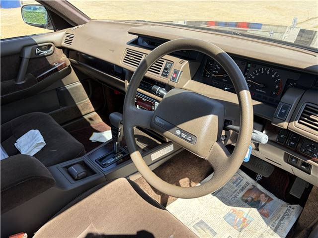 1989 Nissan CEDRIC 照片 6