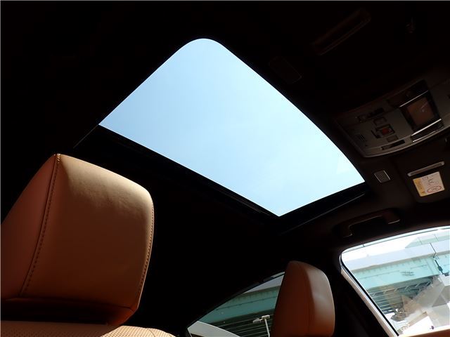 2019 Lexus ES thumbnail 14
