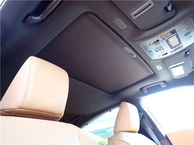 2019 Lexus ES thumbnail 13