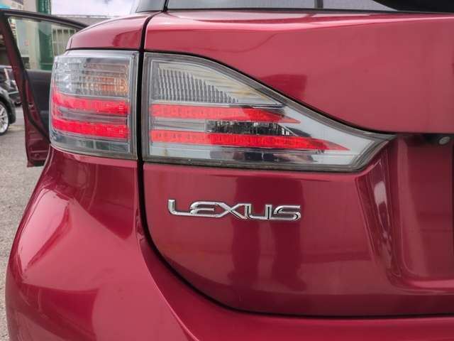 صورة مصغرة 12 لـ 2011 Lexus CT