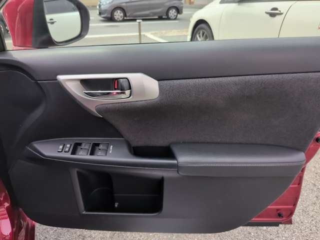 صورة مصغرة 27 لـ 2011 Lexus CT