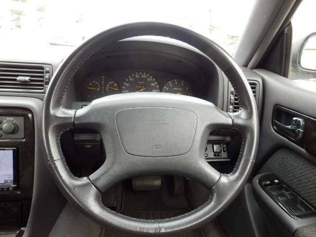 صورة مصغرة 20 لـ 1994 Nissan GLORIA