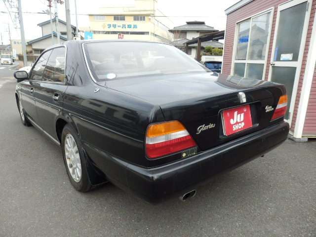 صورة 8 لـ 1994 Nissan GLORIA