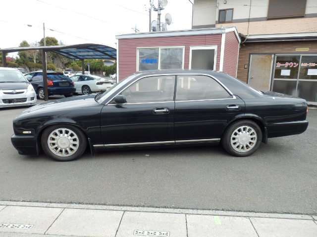 صورة 7 لـ 1994 Nissan GLORIA