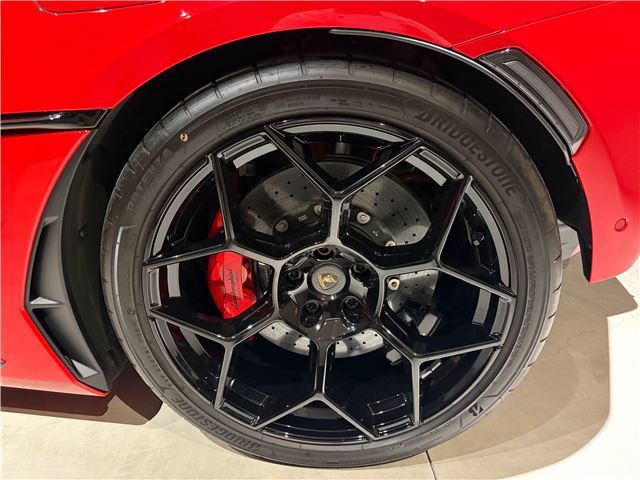 صورة مصغرة 11 لـ 2026 Lamborghini TEMERARIO