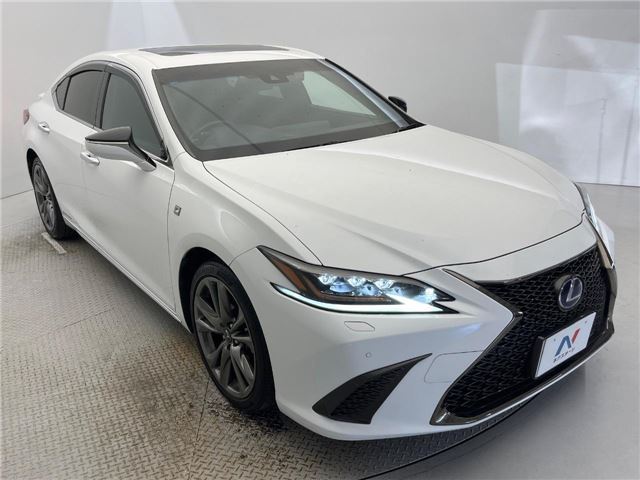 2020 Lexus ES thumbnail 12