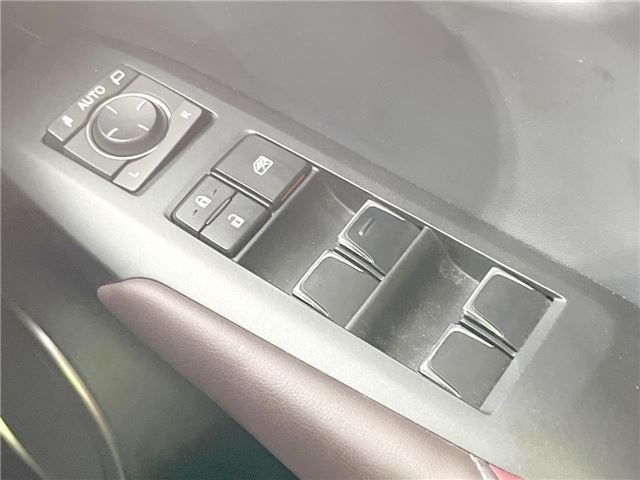 صورة مصغرة 30 لـ 2018 Lexus NX