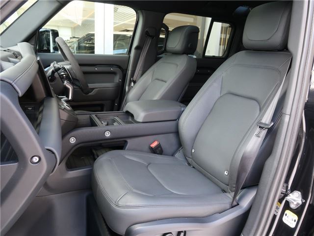 صورة مصغرة 12 لـ 2024 LAND Rover DEFENDER
