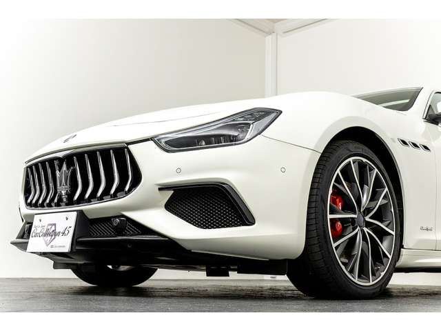 صورة مصغرة 18 لـ 2019 Maserati GHIBLI
