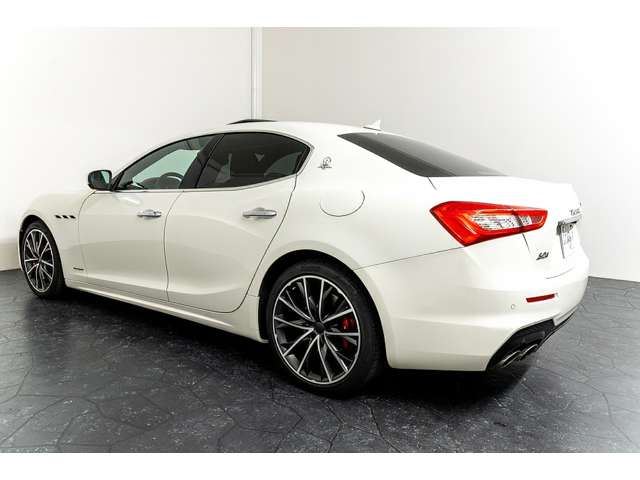 صورة مصغرة 23 لـ 2019 Maserati GHIBLI