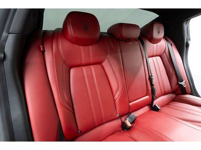 صورة مصغرة 45 لـ 2019 Maserati GHIBLI