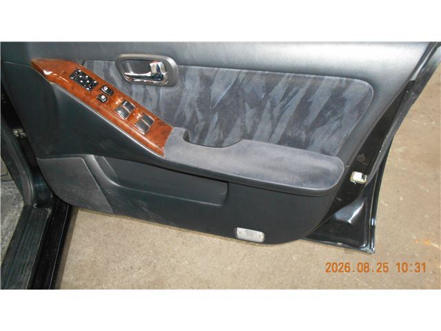 صورة مصغرة 13 لـ 1997 Nissan LAUREL