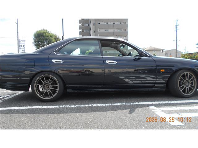 1997 Nissan LAUREL 照片 8