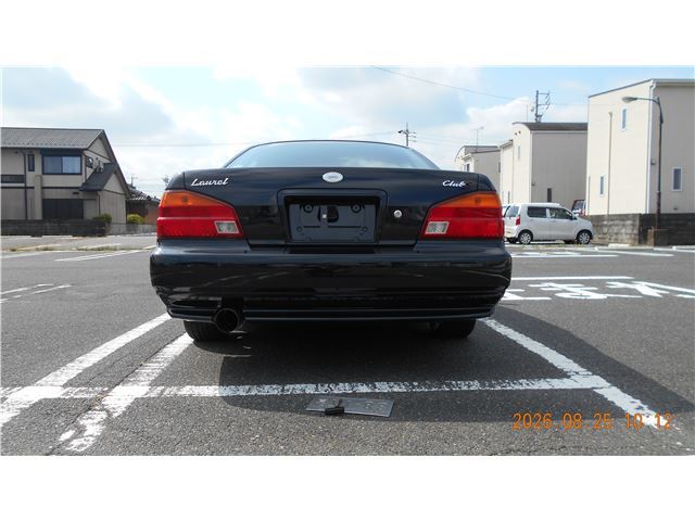 1997 Nissan LAUREL 照片 6