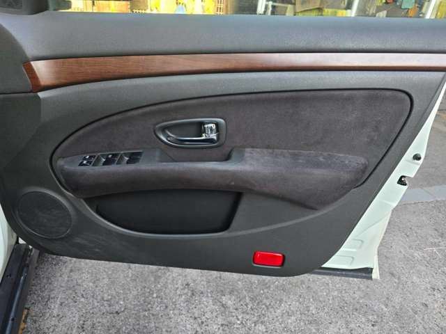2005 Nissan BLUEBIRD — миниатюра 38