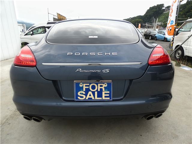 صورة 2 لـ 2009 Porsche PANAMERA