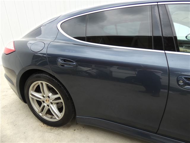 2009 Porsche PANAMERA — миниатюра 21