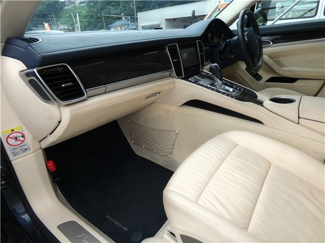 2009 Porsche PANAMERA — миниатюра 55