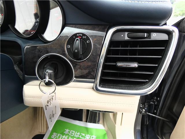 2009 Porsche PANAMERA — миниатюра 61