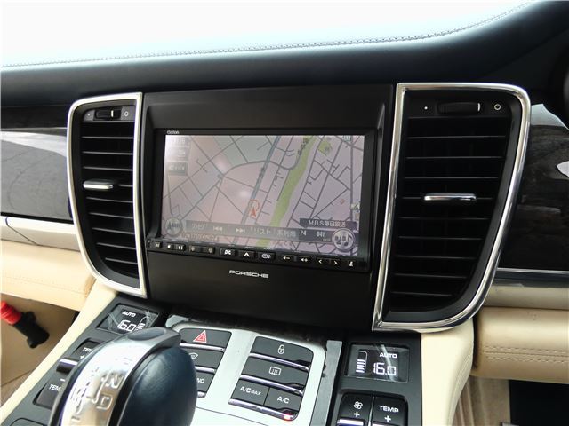 2009 Porsche PANAMERA — миниатюра 64