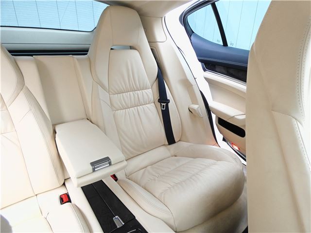 2009 Porsche PANAMERA — миниатюра 70