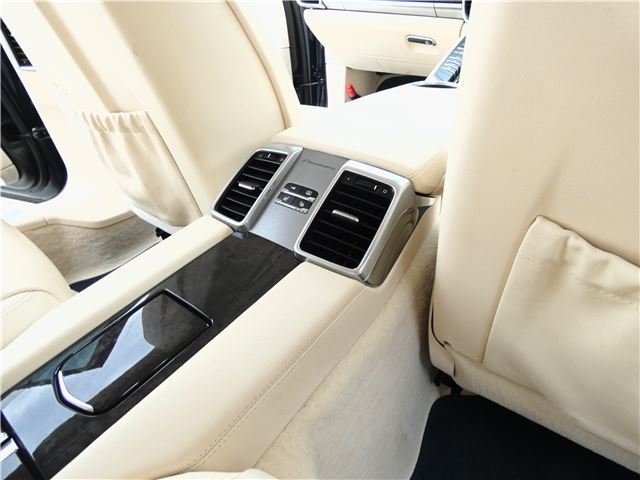 2009 Porsche PANAMERA — миниатюра 76