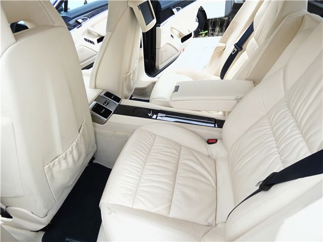 صورة 10 لـ 2009 Porsche PANAMERA